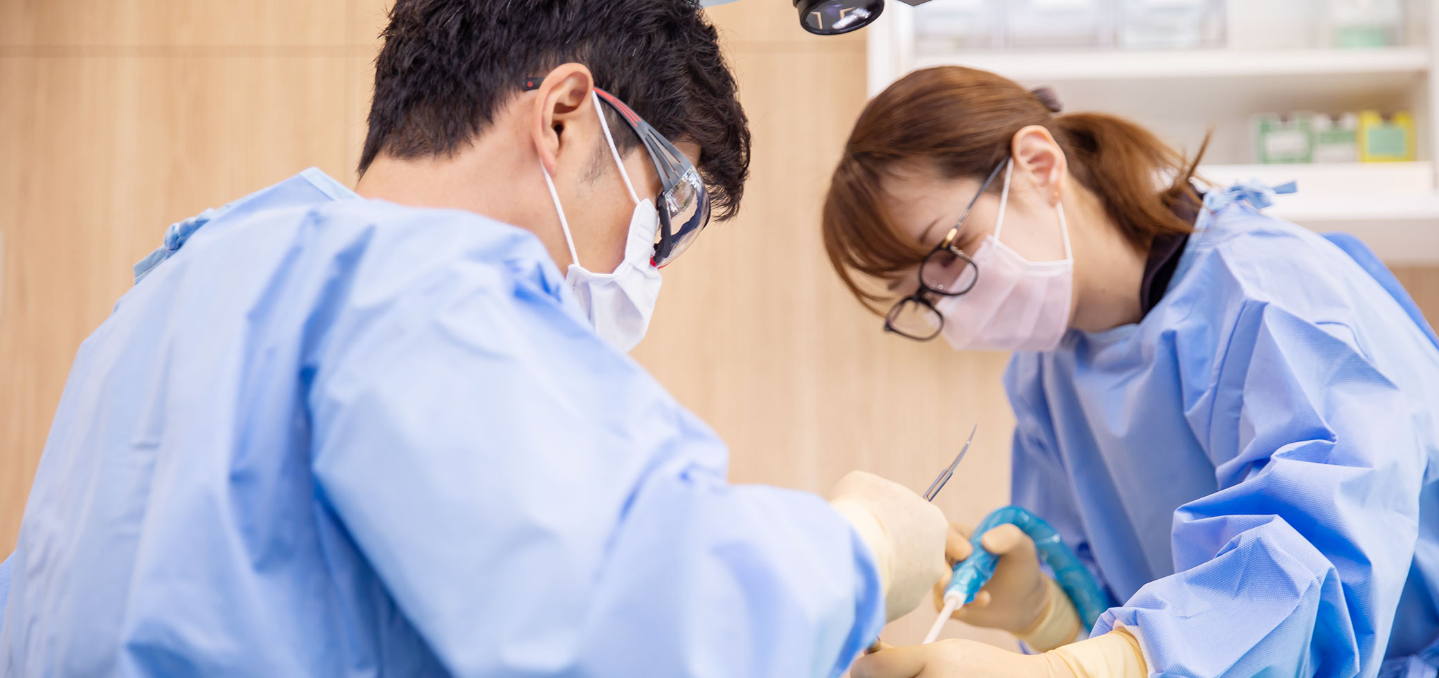 歯周外科治療・歯周組織再生療法による難症例も対応